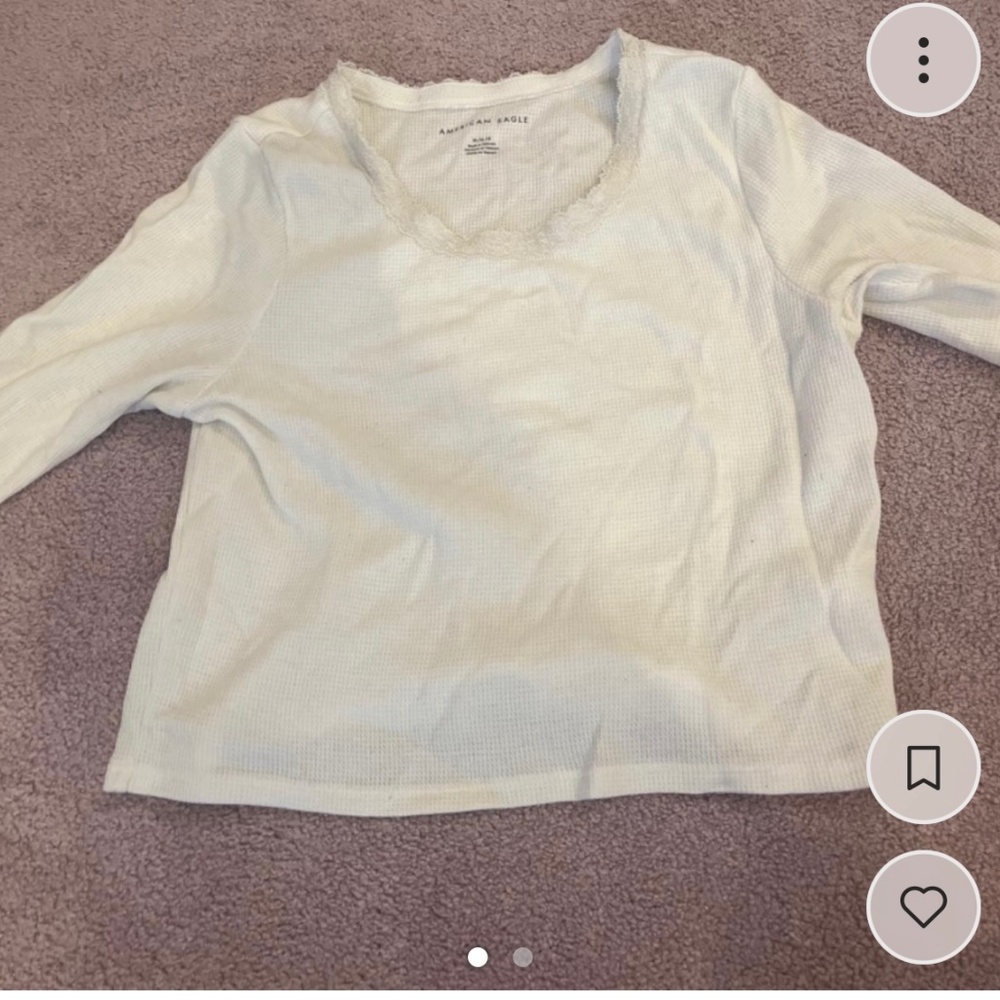 American Eagle vintage white top